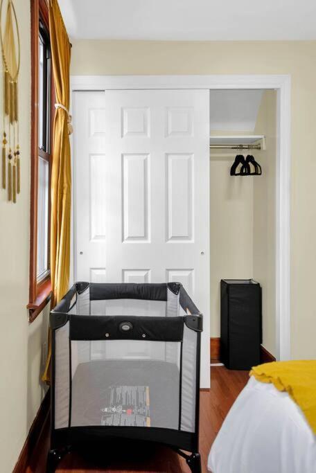 شقة Golden Gem In Heart Of East Rock Quiet 3Br Near Dt And Yale نيو هافن المظهر الخارجي الصورة